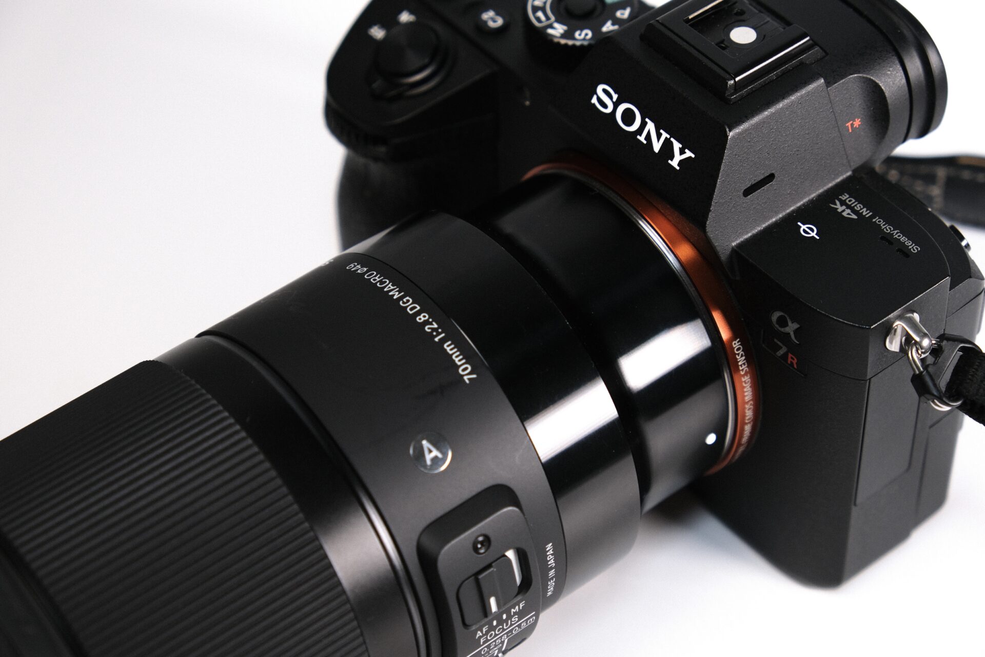 SIGMA 70mm f2.8 DG MACRO SONY αEマウント