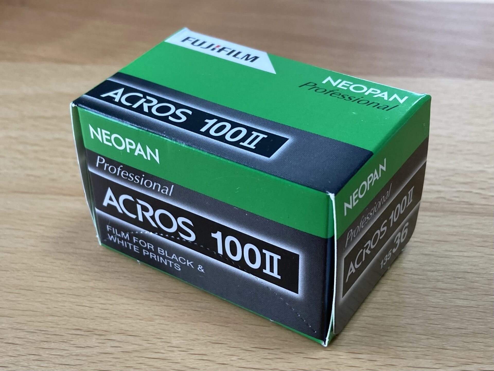 NEOPAN ACROS 100Ⅱ 36枚撮 その１（有効期限：2023年2月）-